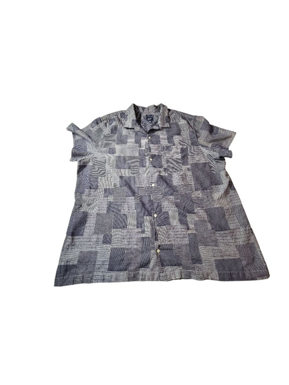GAP  Mens Blue & White  Short Sleeve Shirt With Abstract Patchwork Design  XXL